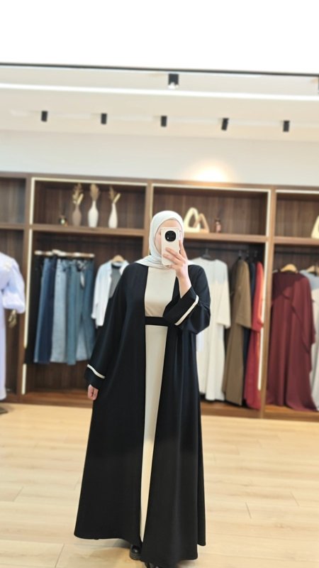 عبايه مع مشلح