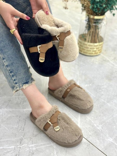 بابوج miu miu
